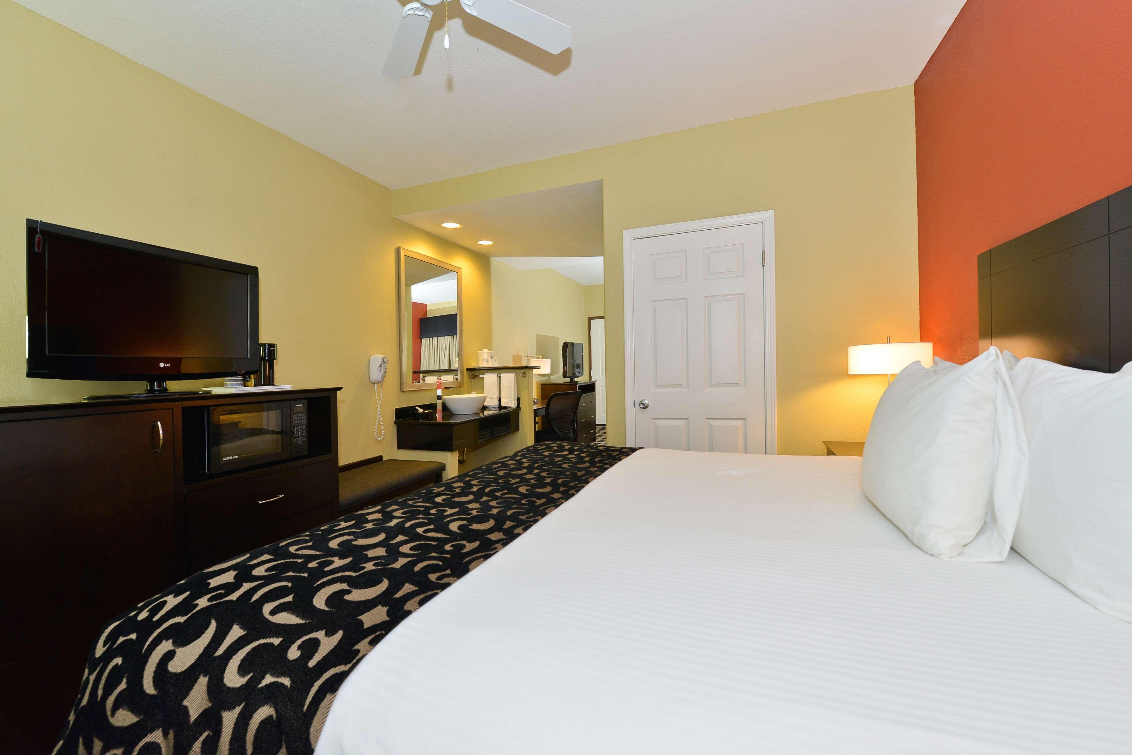 Best Western La Place Inn Zimmer foto